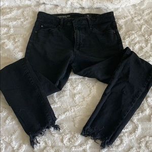 AG Farrah Skinny Ankle Chew Jean Black- 27